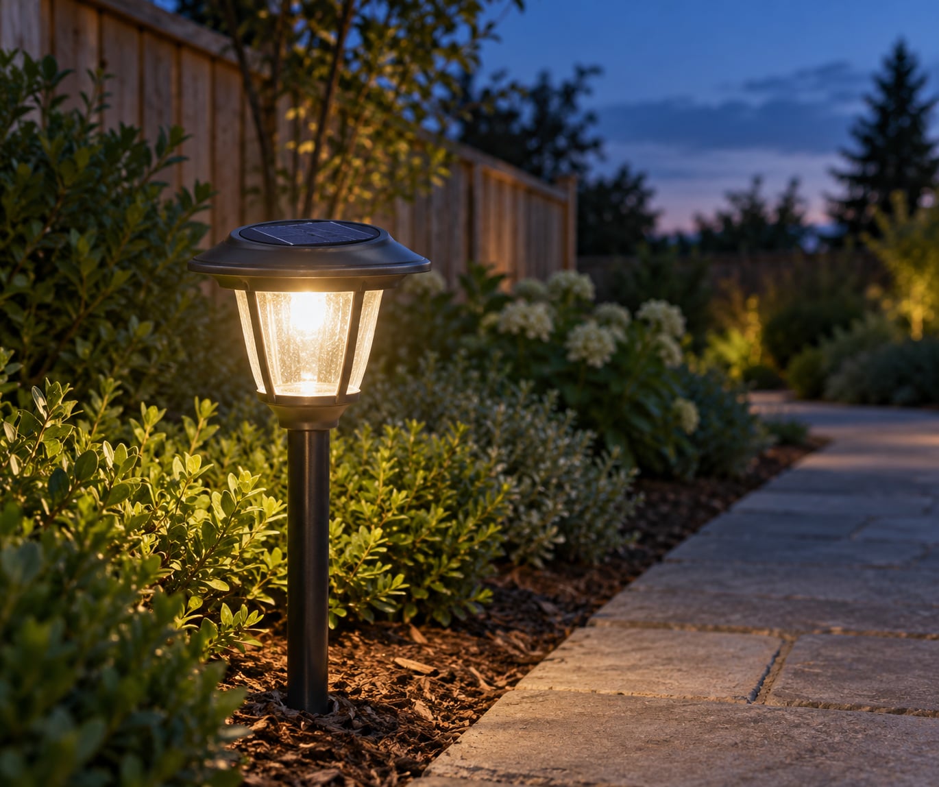 how long do solar lights last